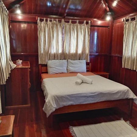 Pahiluna Guesthouse بنغلاو المظهر الخارجي الصورة