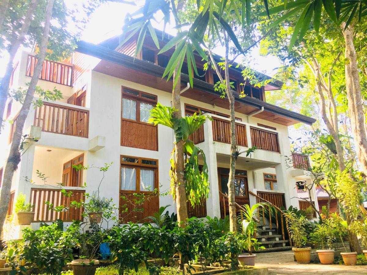 Pahiluna Guesthouse بنغلاو المظهر الخارجي الصورة