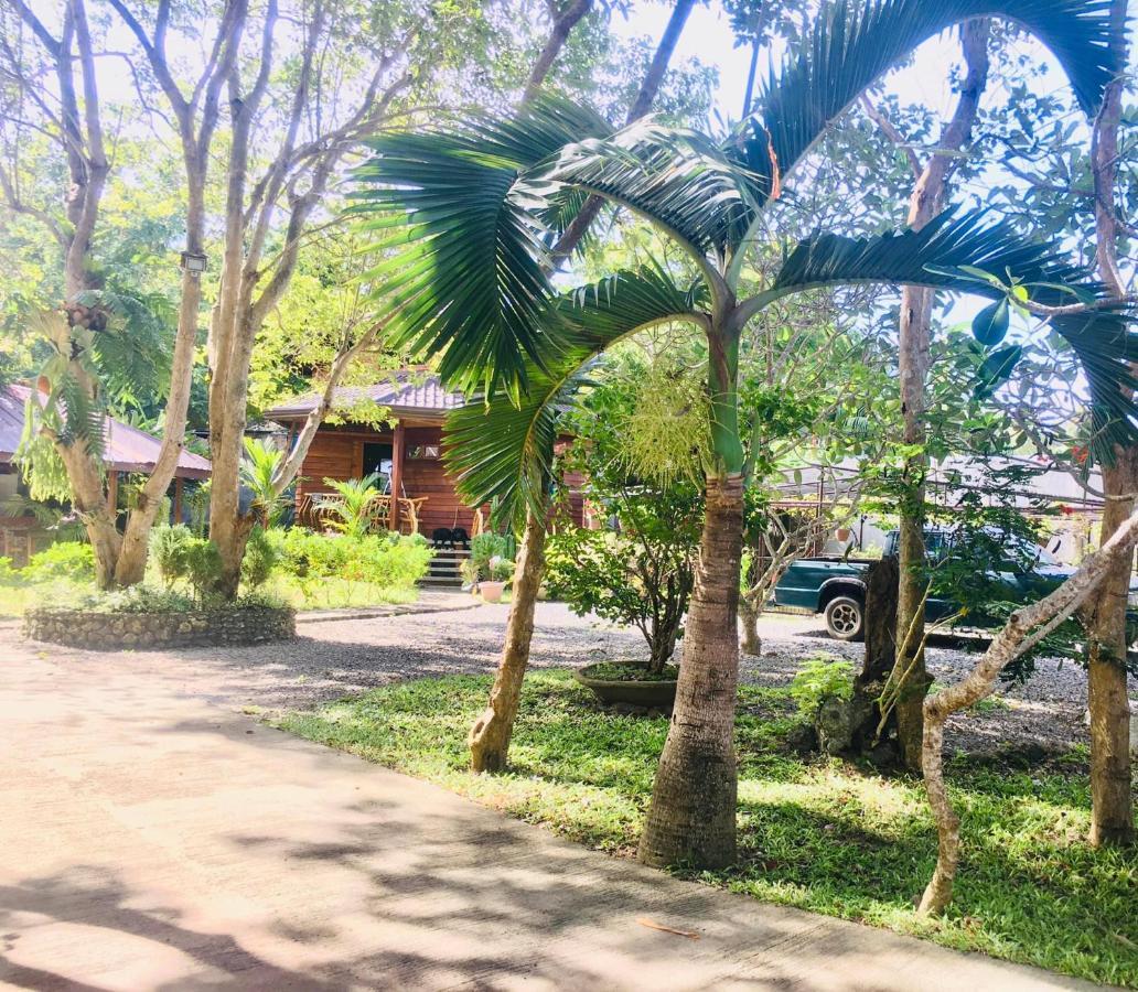 Pahiluna Guesthouse بنغلاو المظهر الخارجي الصورة