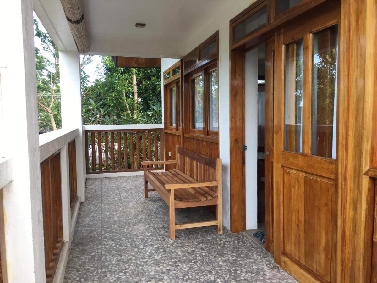 Pahiluna Guesthouse بنغلاو المظهر الخارجي الصورة