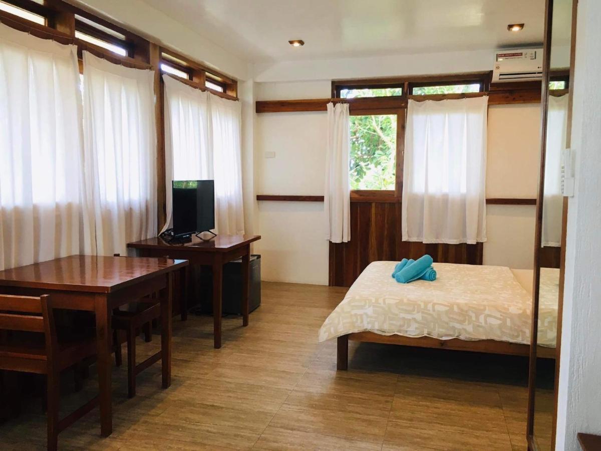 Pahiluna Guesthouse بنغلاو المظهر الخارجي الصورة
