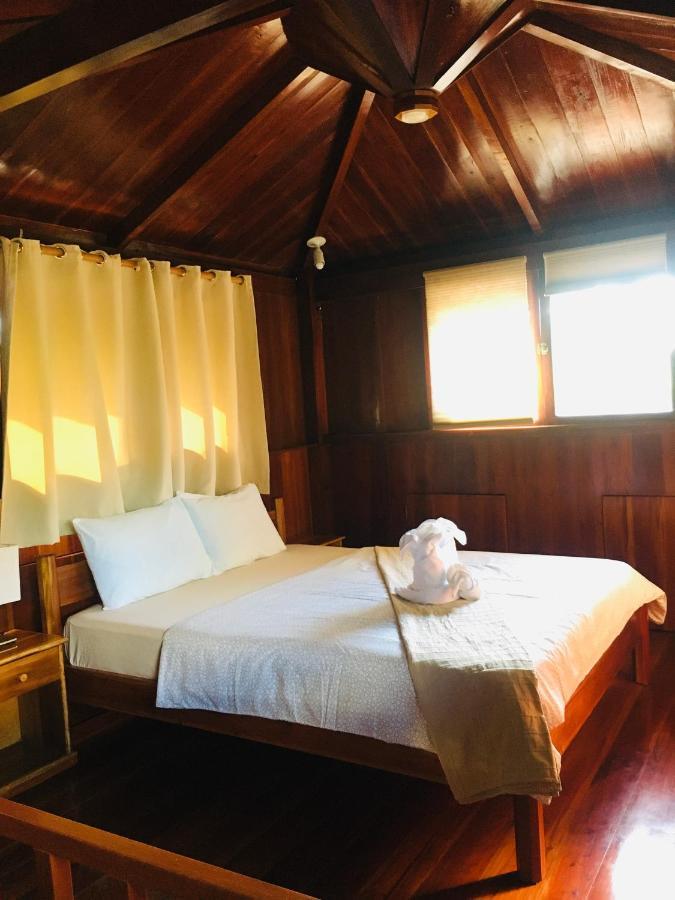 Pahiluna Guesthouse بنغلاو المظهر الخارجي الصورة