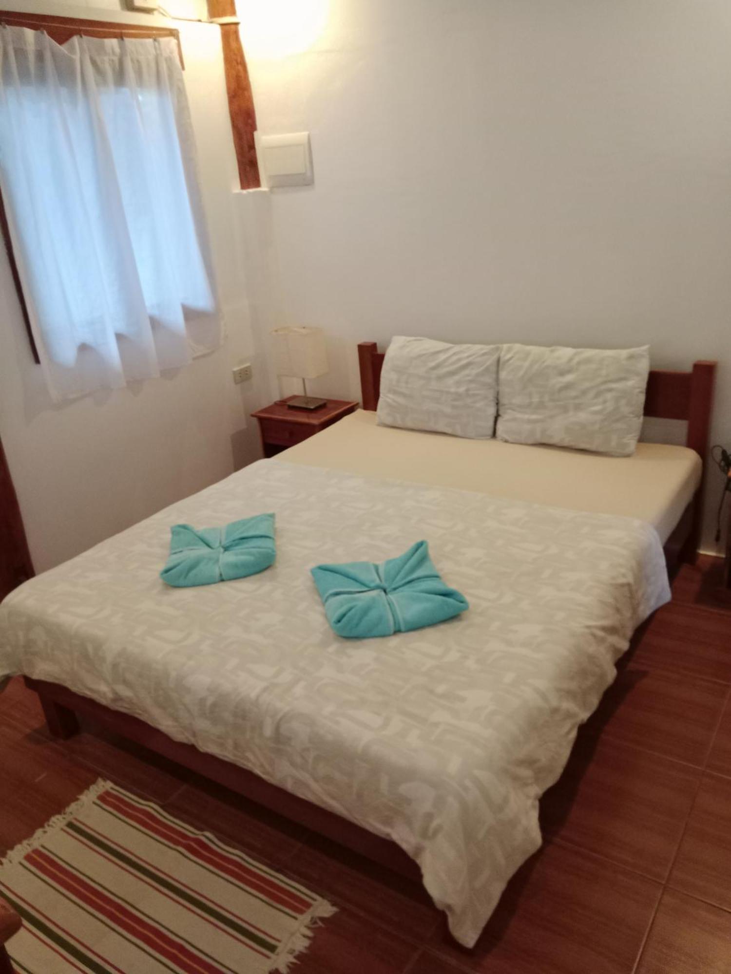 Pahiluna Guesthouse بنغلاو المظهر الخارجي الصورة