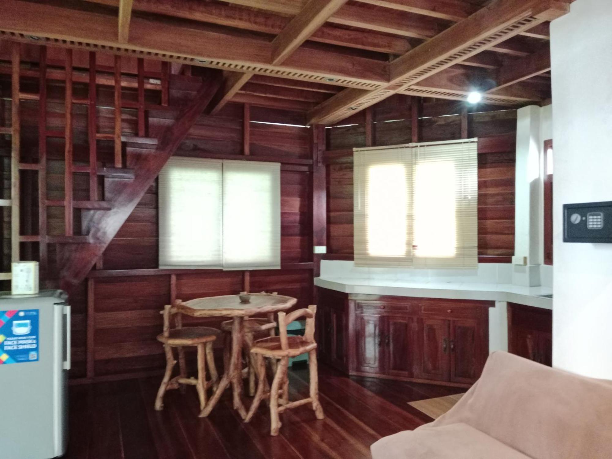 Pahiluna Guesthouse بنغلاو المظهر الخارجي الصورة