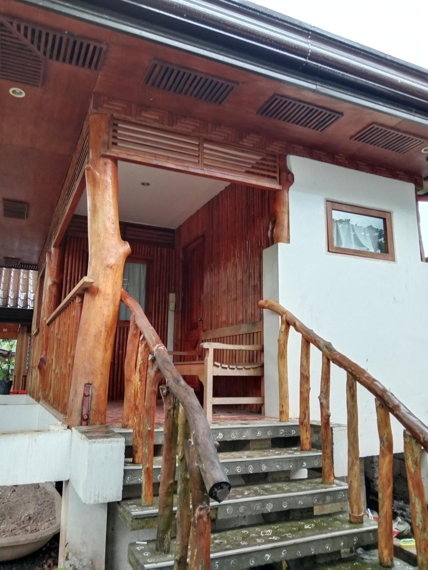 Pahiluna Guesthouse بنغلاو المظهر الخارجي الصورة