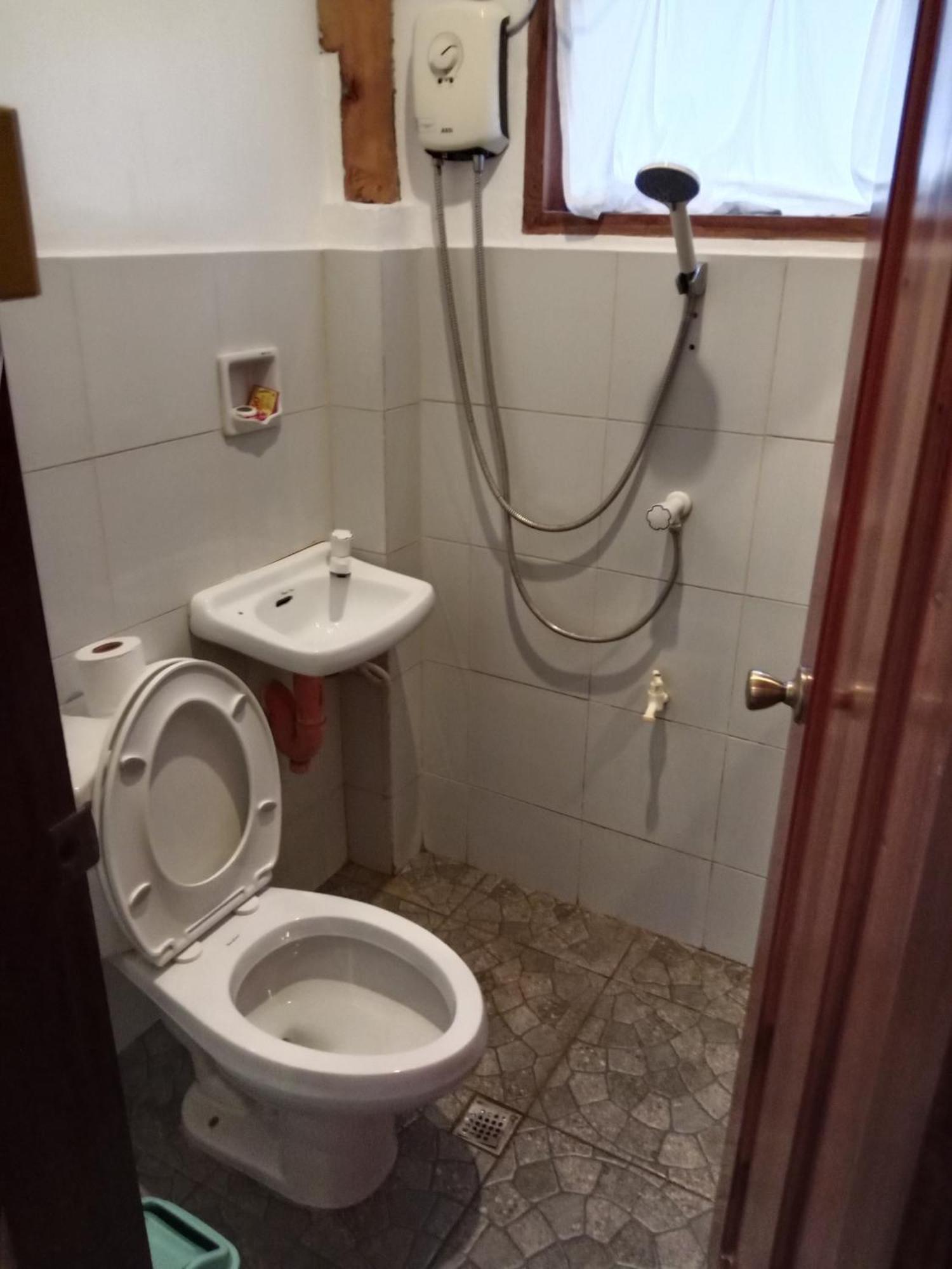 Pahiluna Guesthouse بنغلاو المظهر الخارجي الصورة