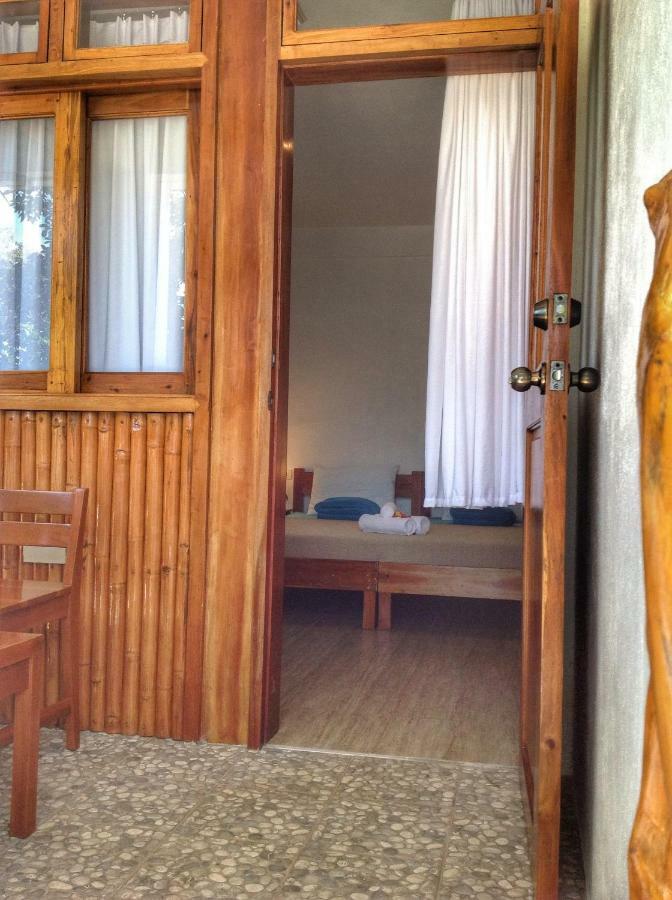 Pahiluna Guesthouse بنغلاو المظهر الخارجي الصورة