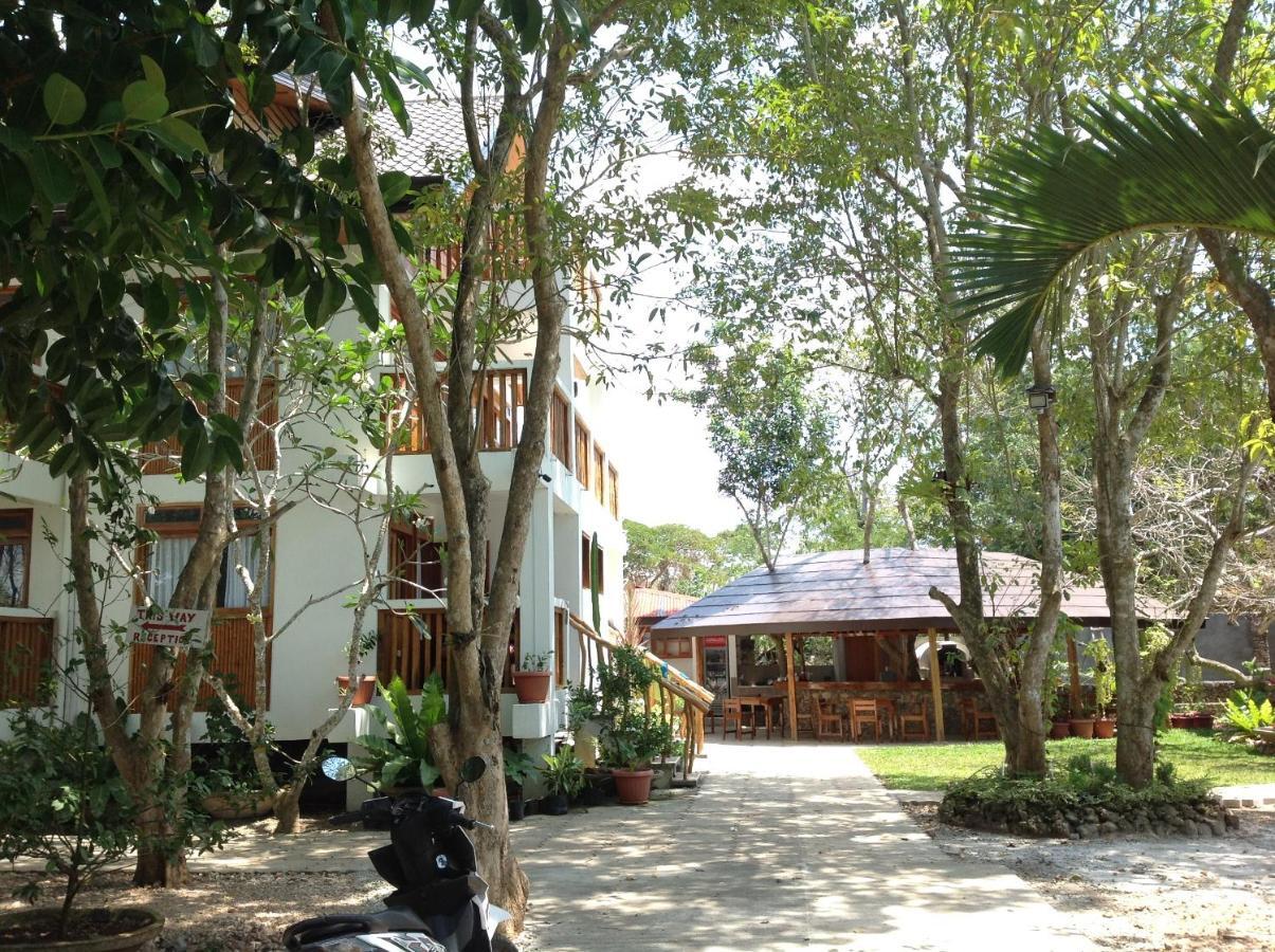 Pahiluna Guesthouse بنغلاو المظهر الخارجي الصورة